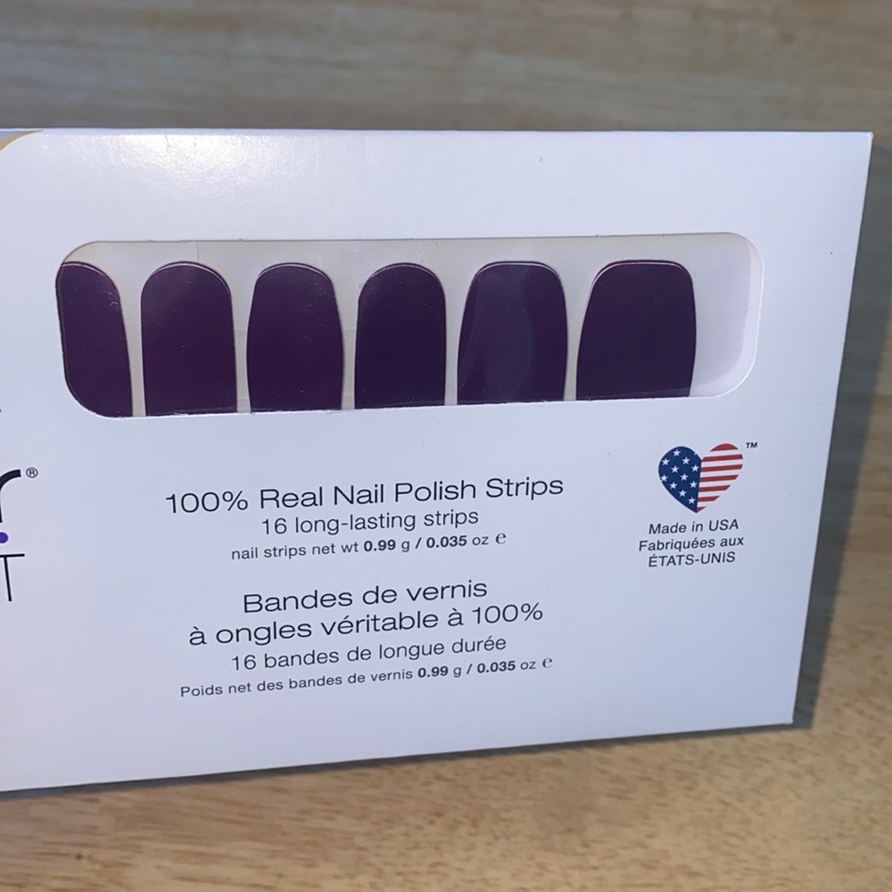 “Aberdeen Aubergine” Color Street, 100% Nail Polish Strips, Purple, Dark Purple